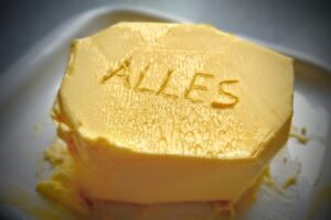 初対面で話すことがない時の効果的なコミュニケーション術は？