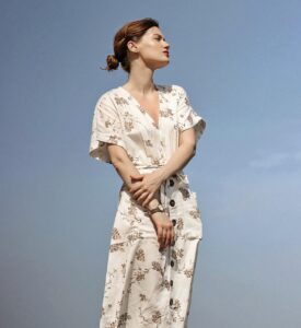 女性からラインが来る理由とその対処法は？