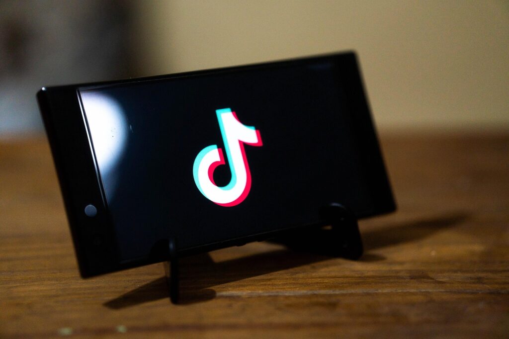 TikTokライブでコメントを活用し仲良くなるコツは？