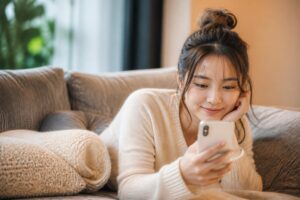 好きな人からLINEの返信がこない時、どうするべき？