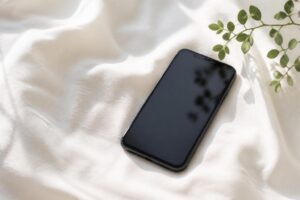恋愛で初対面の相手とスムーズに会話するコツは？