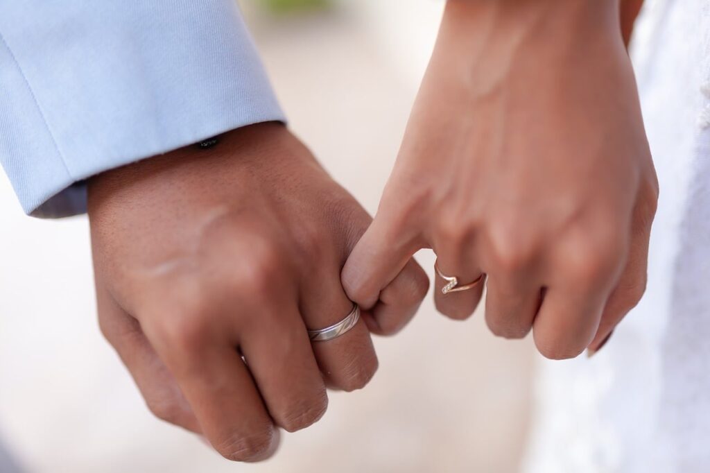恋愛の会話で使えるフレーズはこれだ！あなたの気持ちを伝える方法は？